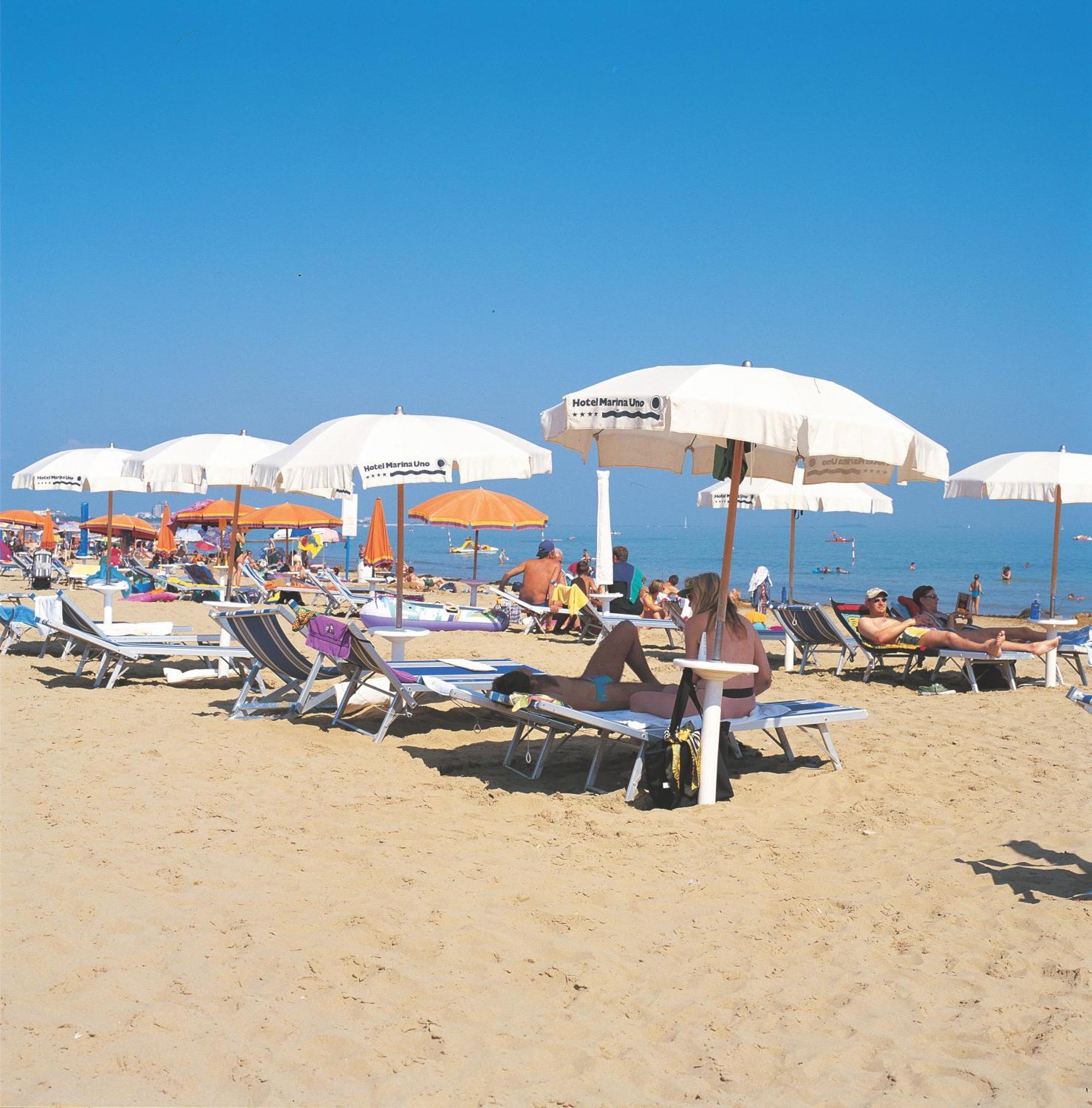 ליגננו סביאדורו Hotel Marina Uno מראה חיצוני תמונה