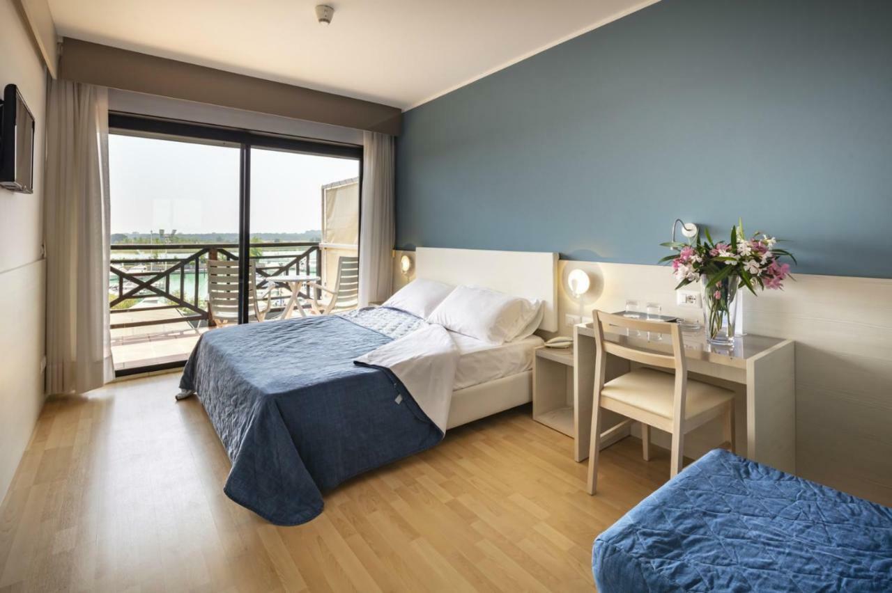 ליגננו סביאדורו Hotel Marina Uno מראה חיצוני תמונה